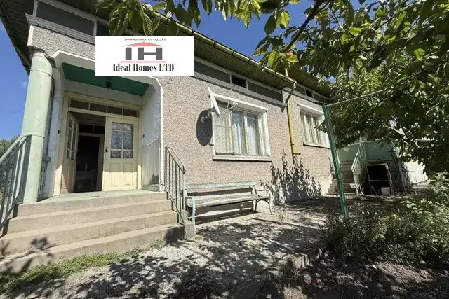 House in Veliko Tyrnovo, Strahilovo