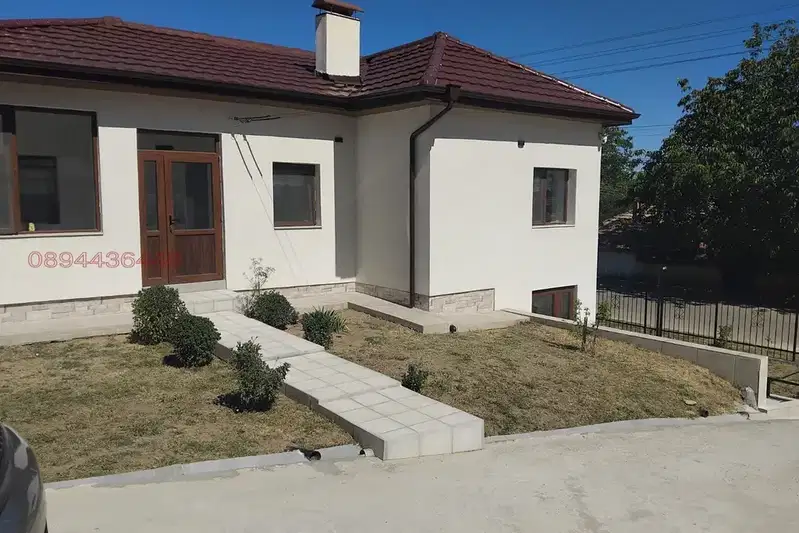 House in Oblast Tyrgovishte, Straja