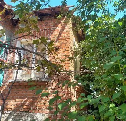 Снимка 3 — Самостоятелна къща с двор в с. Стряма, област Пловдив