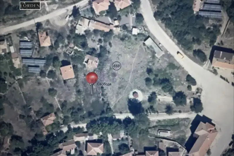 House with 2 buildings and large yard in Svoboda village, Pazardzhik region