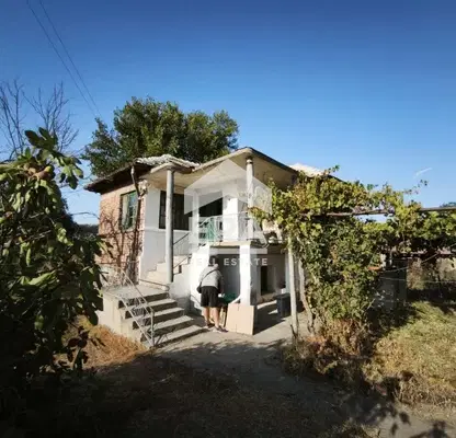 Photo 2 — House with yard in Tenevo village, Yambol region