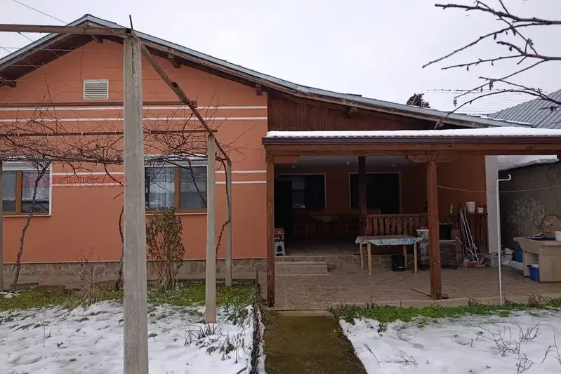 House in Lovech, Toros