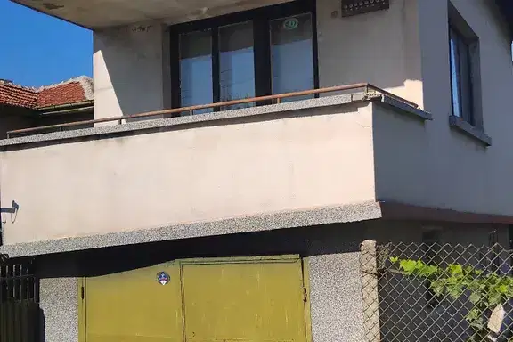 House with 6 rooms in Usoyka village, Kyustendil region