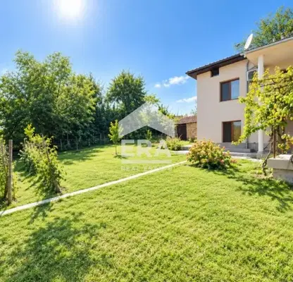 Photo 2 — House in Veliko Tyrnovo, Vetrinci