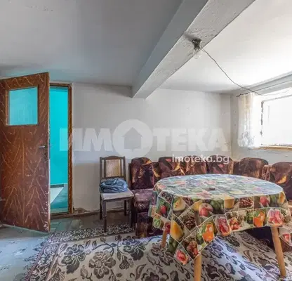 Photo 5 — House in Varna, Vetrino