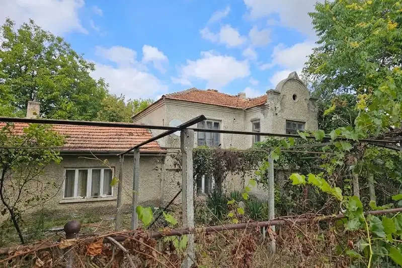 House in Varna, Vetrino