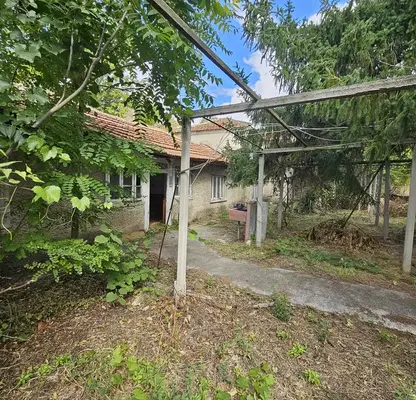 Photo 3 — House in Varna, Vetrino