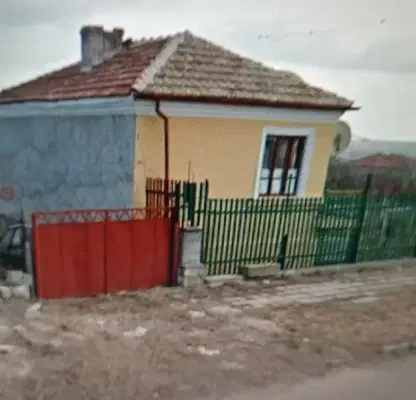 Photo 2 — House with parking in Vladimirovo village, Dobrich region