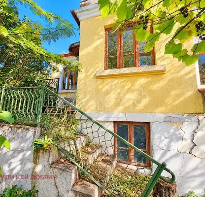 Photo 2 — House with 2200 sq m yard in Vladimirovo village, Dobrich region