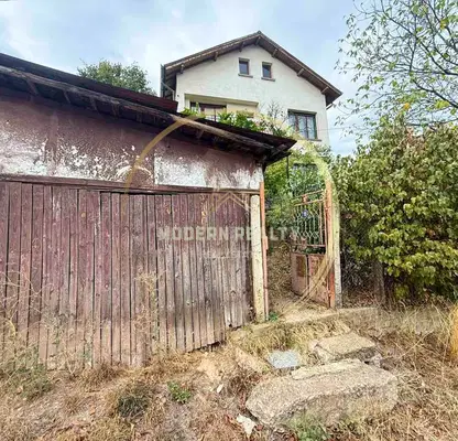 Photo 2 — House with 5 bedrooms and garage in Vlado Trichkov village with panoramic view