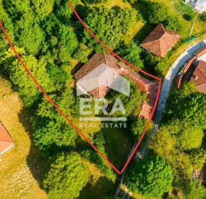 Photo 3 — Two-storey house with yard in Vlachovtsi village, Veliko Tarnovo region
