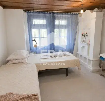 Photo 4 — Two-storey house with yard in Vlachovtsi village, Veliko Tarnovo region