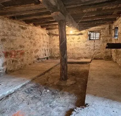 Photo 3 — House in Veliko Tyrnovo, Vyrbica