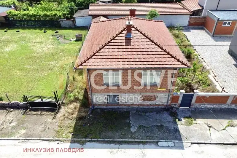 4-room house in Yagodovo village with large yard