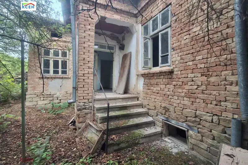 House in Tyrgovishte, Zdravec