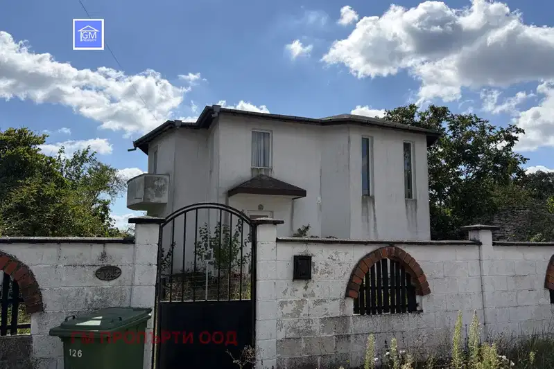 House in Varna, Zdravec