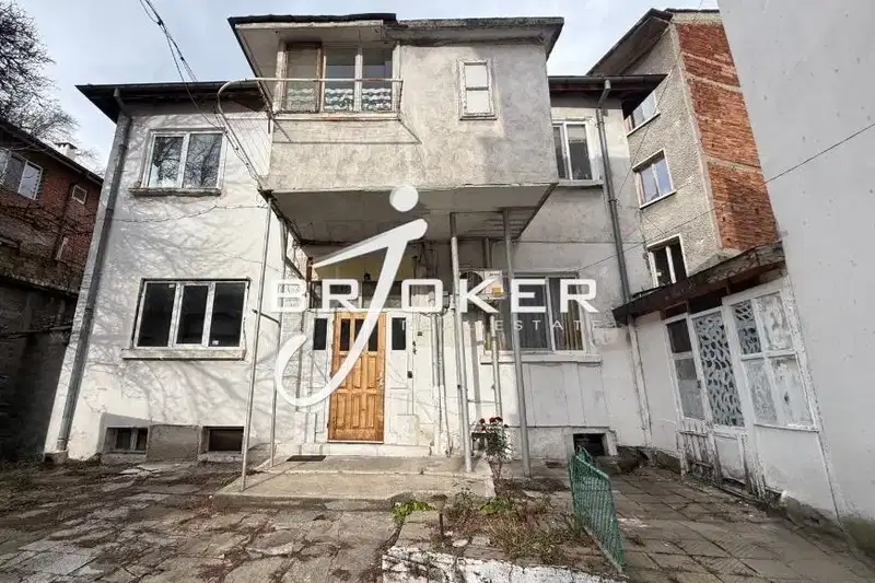 Two-storey house with 3 rooms in s. Zelenikovo, oblast Kardzhali