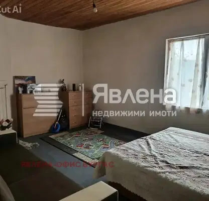 Снимка 3 — Двуетажна къща с 4 стаи и голям двор в с. Зидарово, обл. Бургас