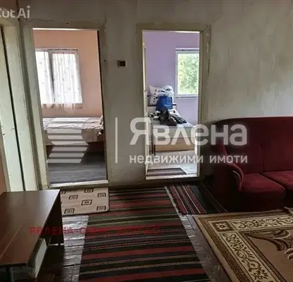 Снимка 5 — Двуетажна къща с 4 стаи и голям двор в с. Зидарово, обл. Бургас