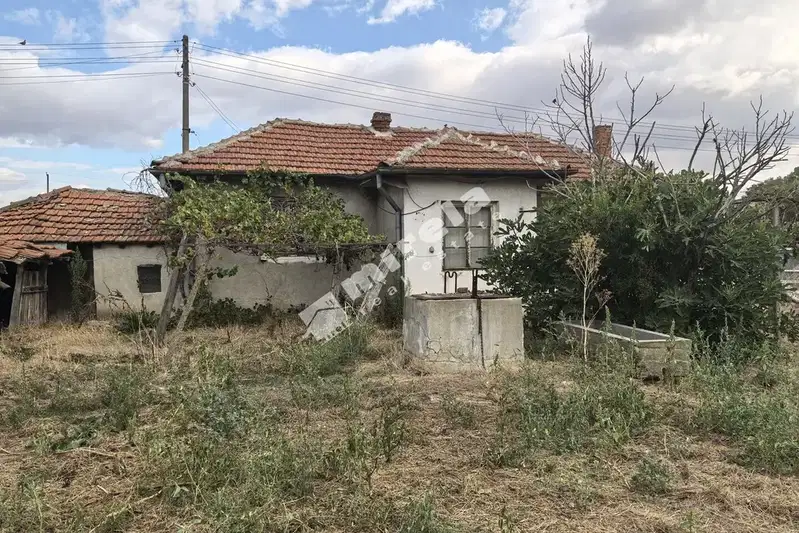 House with 2 rooms in Zimnitsa village, Yambol region, with yard