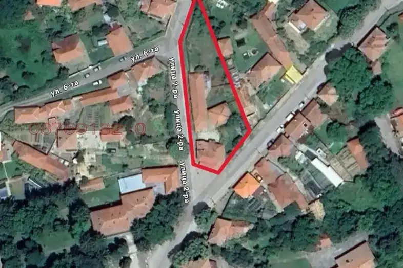 House with three buildings and business in a village near Sevlievo