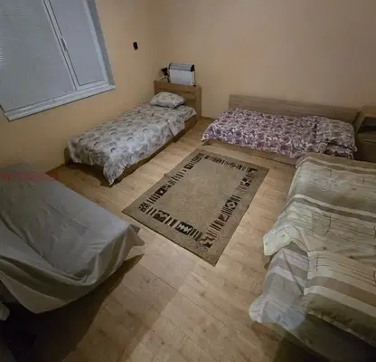 Снимка 4 — Самостоятелна къща с голям двор в Драгоево, Шумен