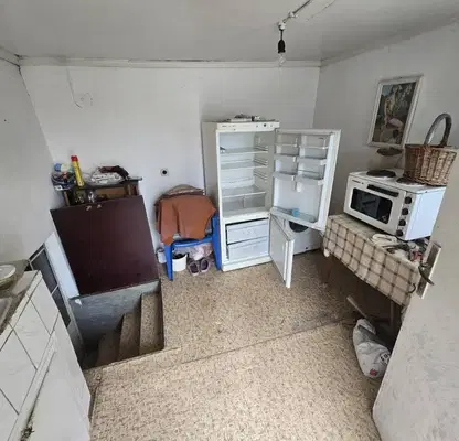 Photo 4 — Two-storey brick villa with 2 rooms and terrace in Pod Manastira area, Shumen