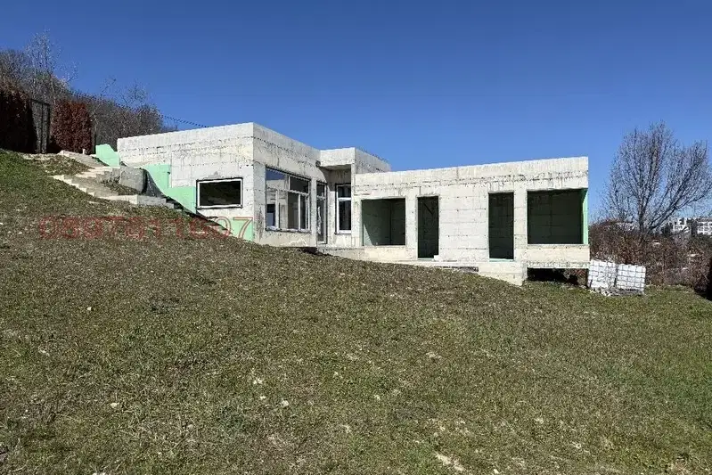 House in Shumen, Sakarka