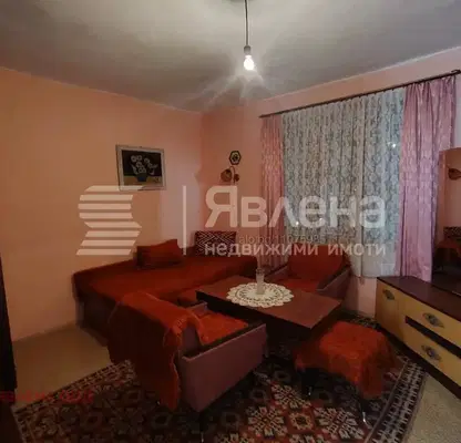 Снимка 4 — Самостоятелна къща с двор в Клуцохор, Сливен