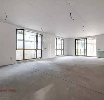 Photo 4 — Spacious three-storey house with garage in Boyana, Sofia