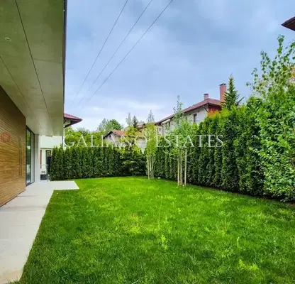 Photo 3 — House in Sofia, Boyana