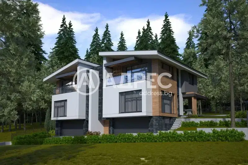 Spacious house with 4 bedrooms and garages in Dragalevtsi, Sofia
