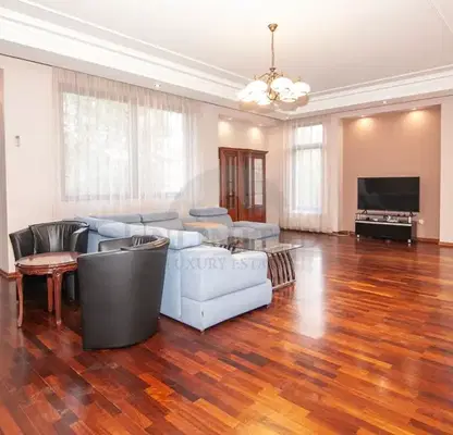 Photo 4 — 5-room house with pool in Dragalevtsi, Sofia