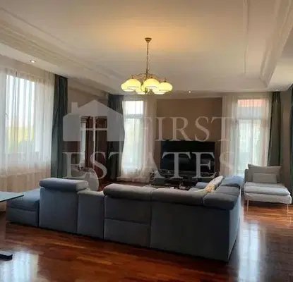 Photo 5 — Spacious house with pool in Dragalevtsi, Sofia