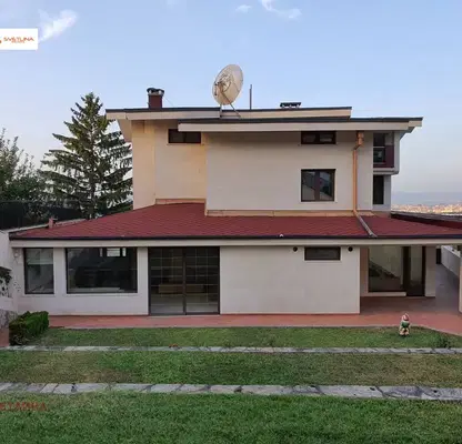 Photo 2 — Spacious house with pool and garage in Dragalevtsi, Sofia