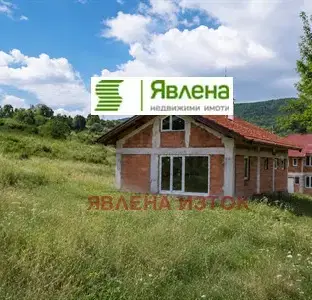 Photo 2 — Detached house with 3 bedrooms and pool in Knyazhevo