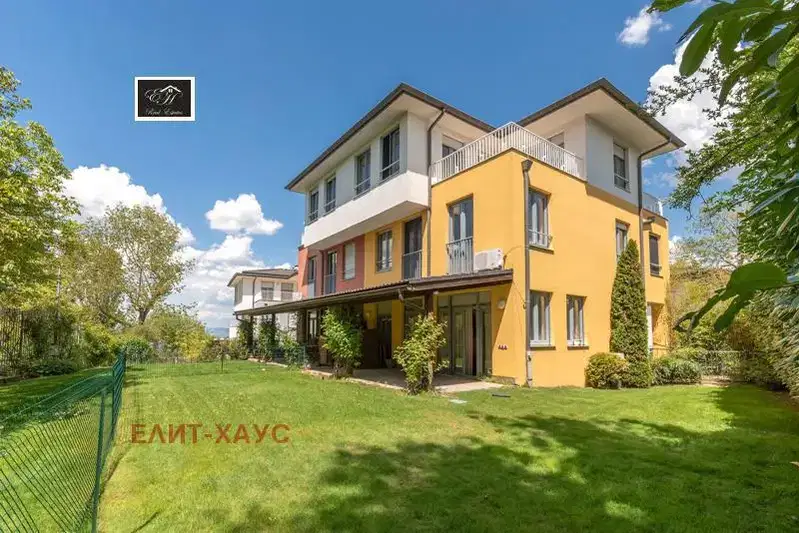 Spacious 4-room house in Malinova dolina, Sofia