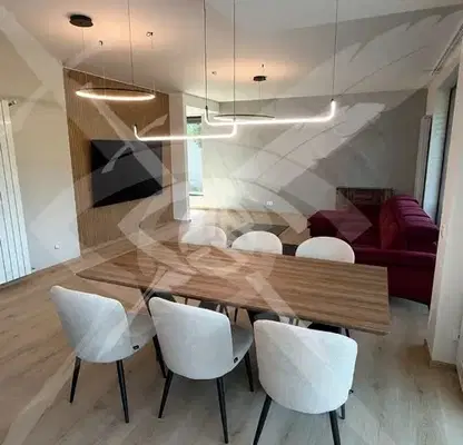 Снимка 2 — Просторна къща с 4 спални в Малинова долина, София