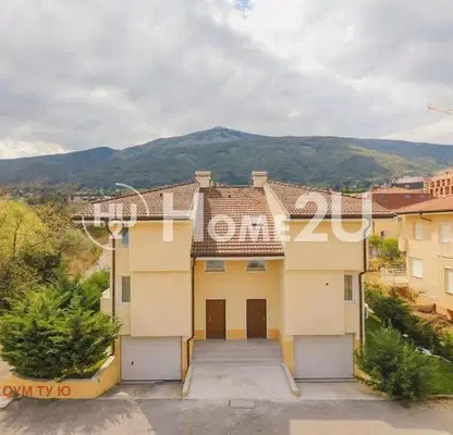 Photo 2 — 4-room house in Manastirski livadi with garage and yard