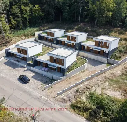 Photo 2 — House with 3 bedrooms and panoramic view in Simeonovo, Sofia