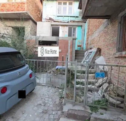 Снимка 3 — Двуетажна къща с двор в Стария град на Созопол