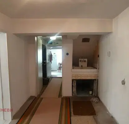 Photo 3 — Two-storey house with yard in Samara 2 district, Stara Zagora