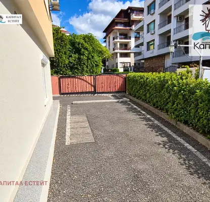 Photo 2 — Two-storey house with 3 rooms near the beach in Sveti Vlas