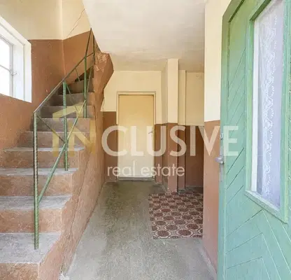 Photo 2 — Two-storey house with 4 bedrooms and yard in Tompsan village, Sofia region