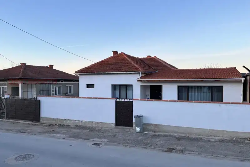 Къща с 3 стаи в гр. Тервел, област Добрич