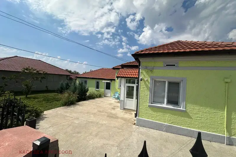 Къща в Добрич, Тервел