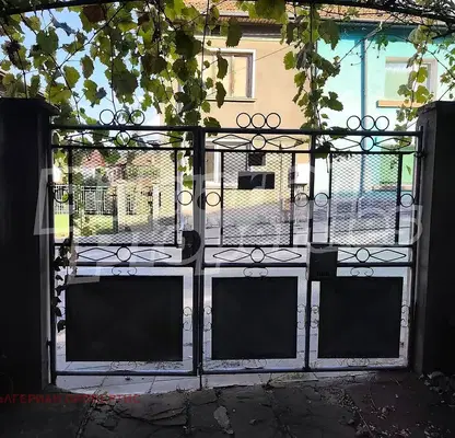 Photo 5 — House with 4 rooms and garage in Troyan, Lovech region