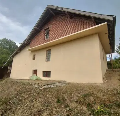 Photo 4 — Two-storey house with large yard near Polyanitsa dam, Targovishte
