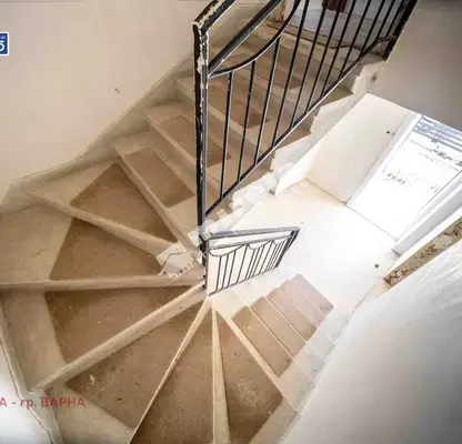 Photo 5 — 3-bedroom house in central Varna with parking space