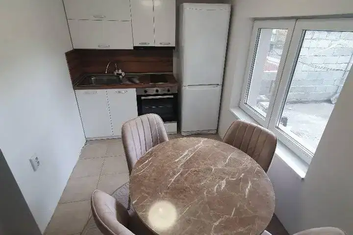 House in Varna, Centyr
